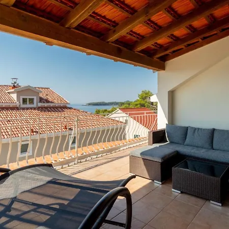 House Bolero With Pool By Guide * Blato (Korcula)