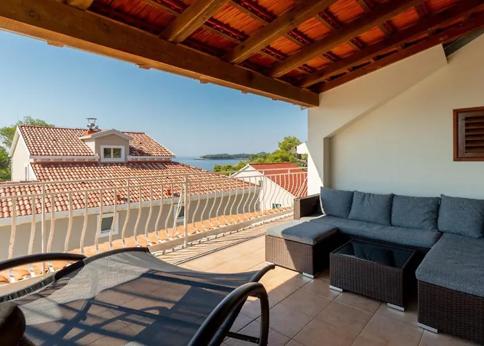 House Bolero With Pool By Guide * Blato (Korcula)