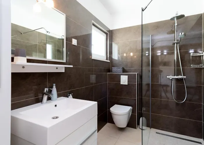 House Bolero With Pool By Guide Blato (Korcula)