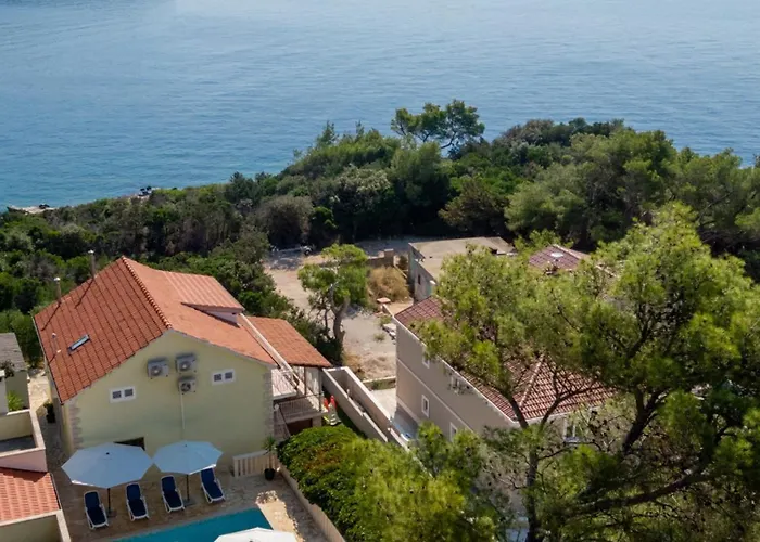 House Bolero With Pool By Guide Villa Blato (Korcula)