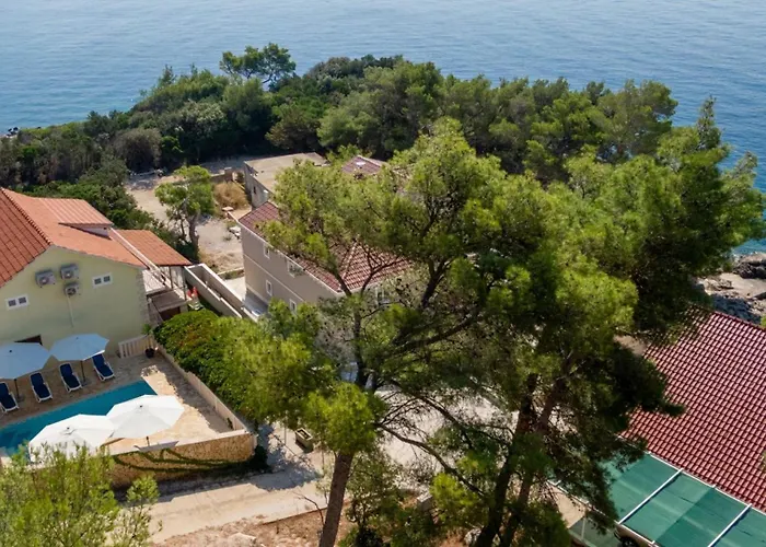 House Bolero With Pool By Guide
