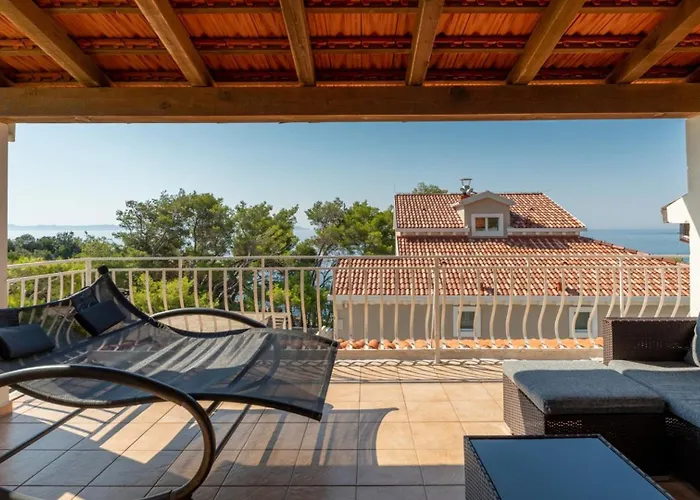 House Bolero With Pool By Guide * Blato (Korcula)
